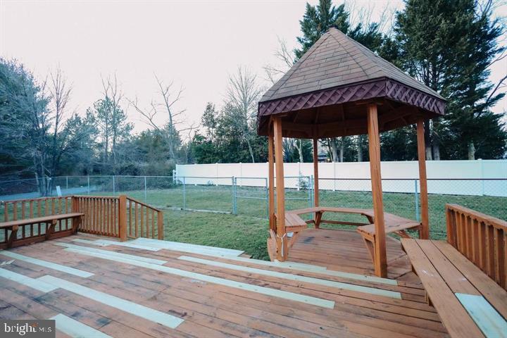 CHANCELLOR GREEN - Residential Lease