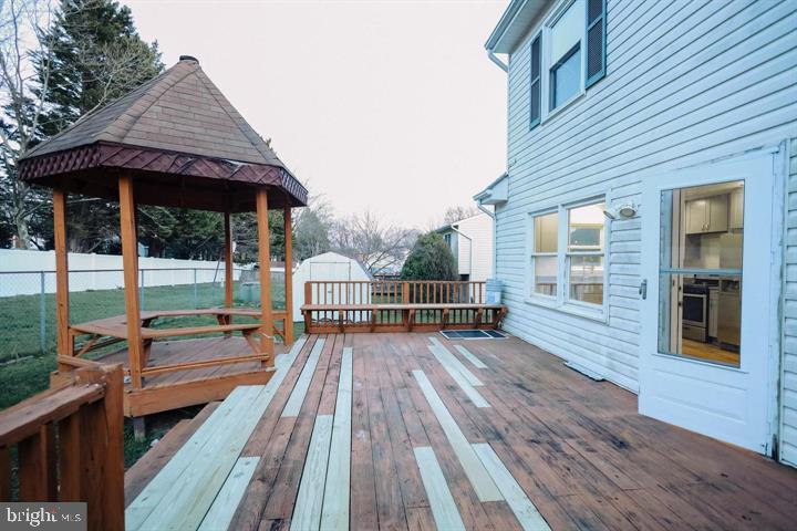 CHANCELLOR GREEN - Residential Lease