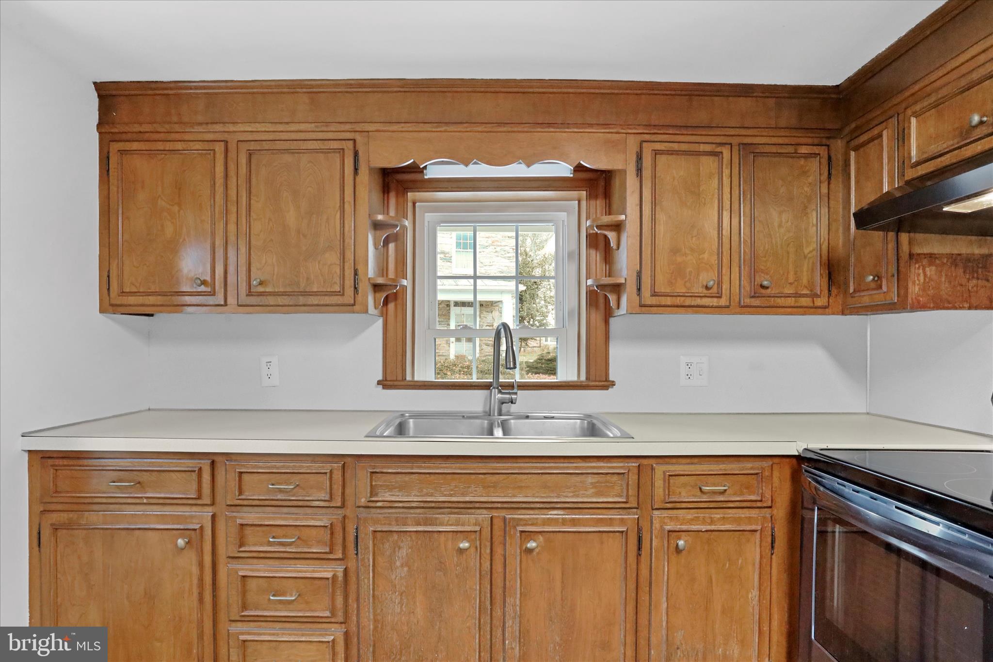 WOLFSVILLE - Residential