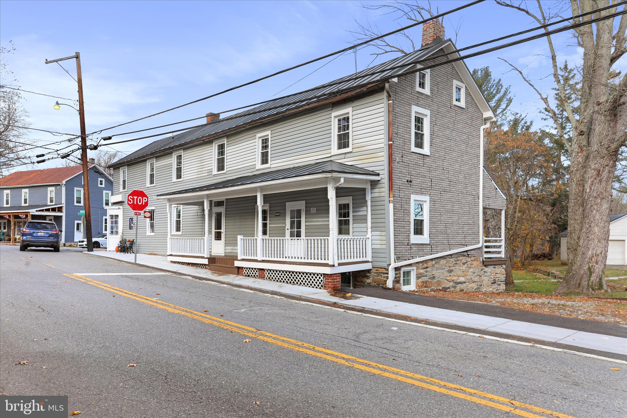 WOLFSVILLE - Residential