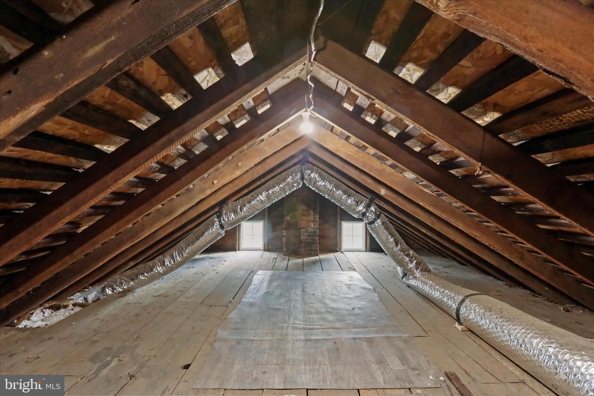 WOLFSVILLE - Residential