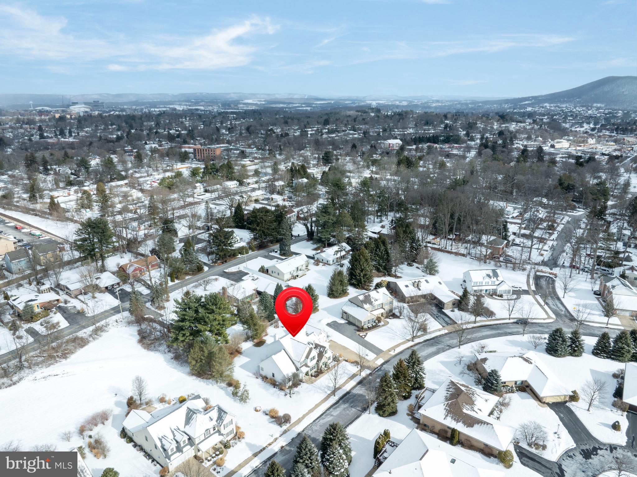 OAK POINTE - Residential