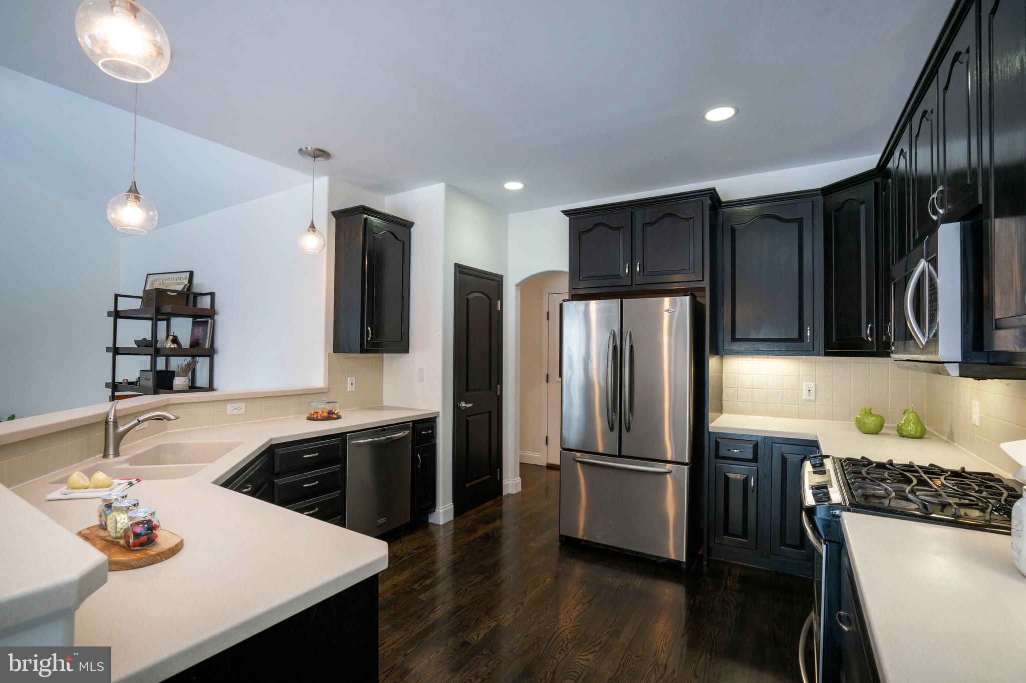 OAK POINTE - Residential