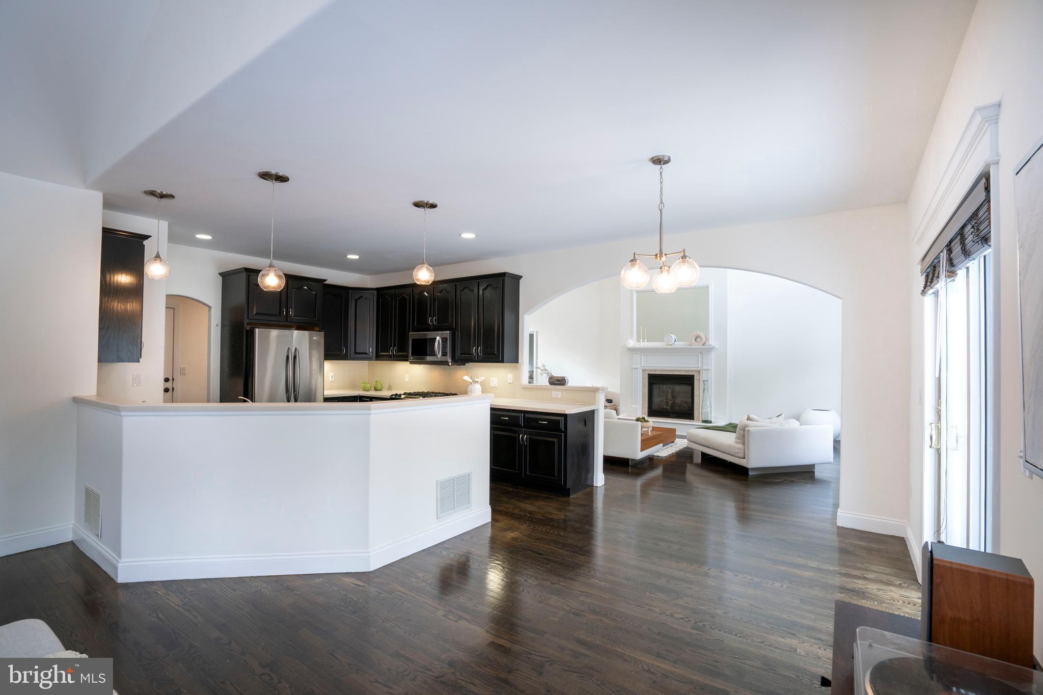 OAK POINTE - Residential