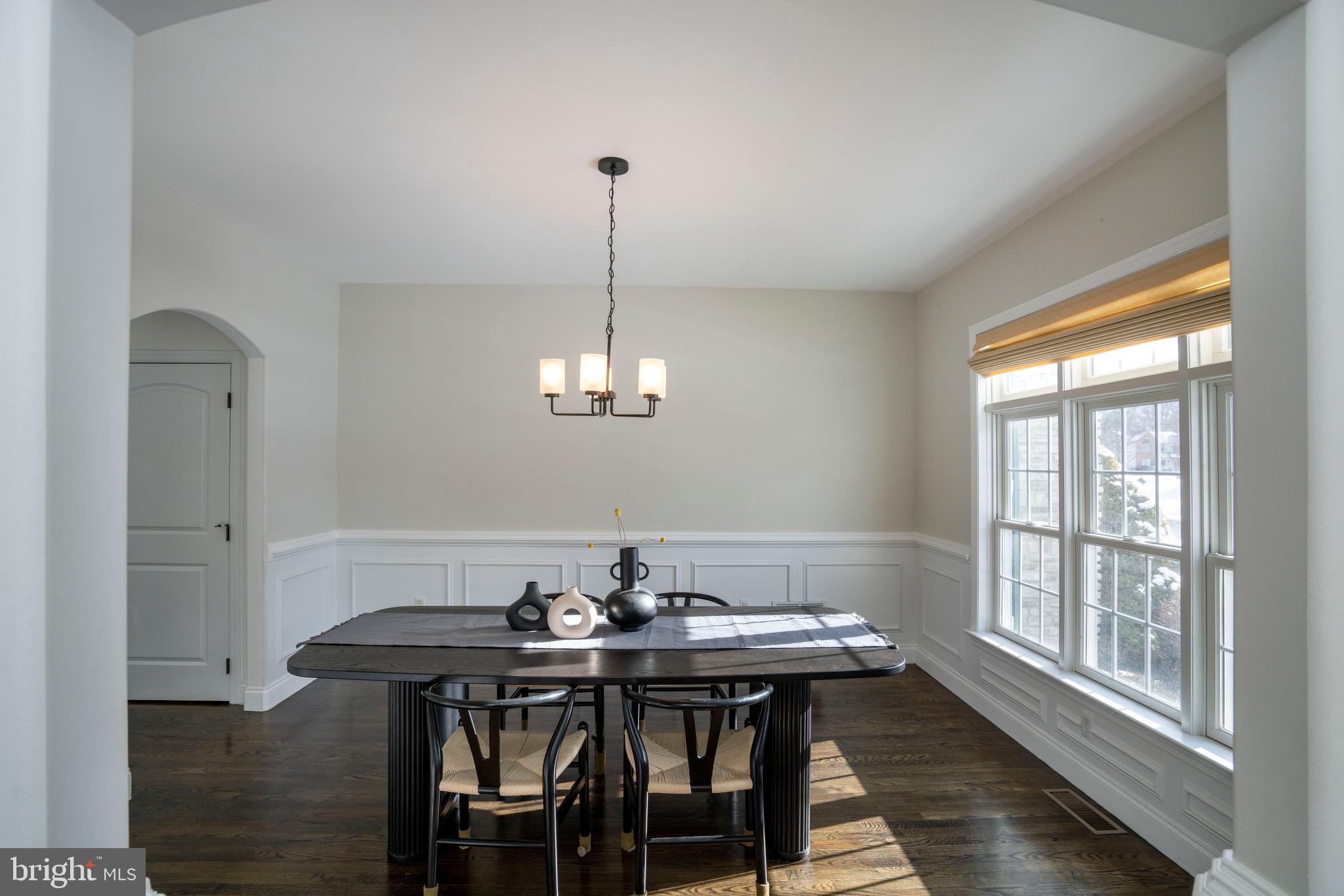 OAK POINTE - Residential