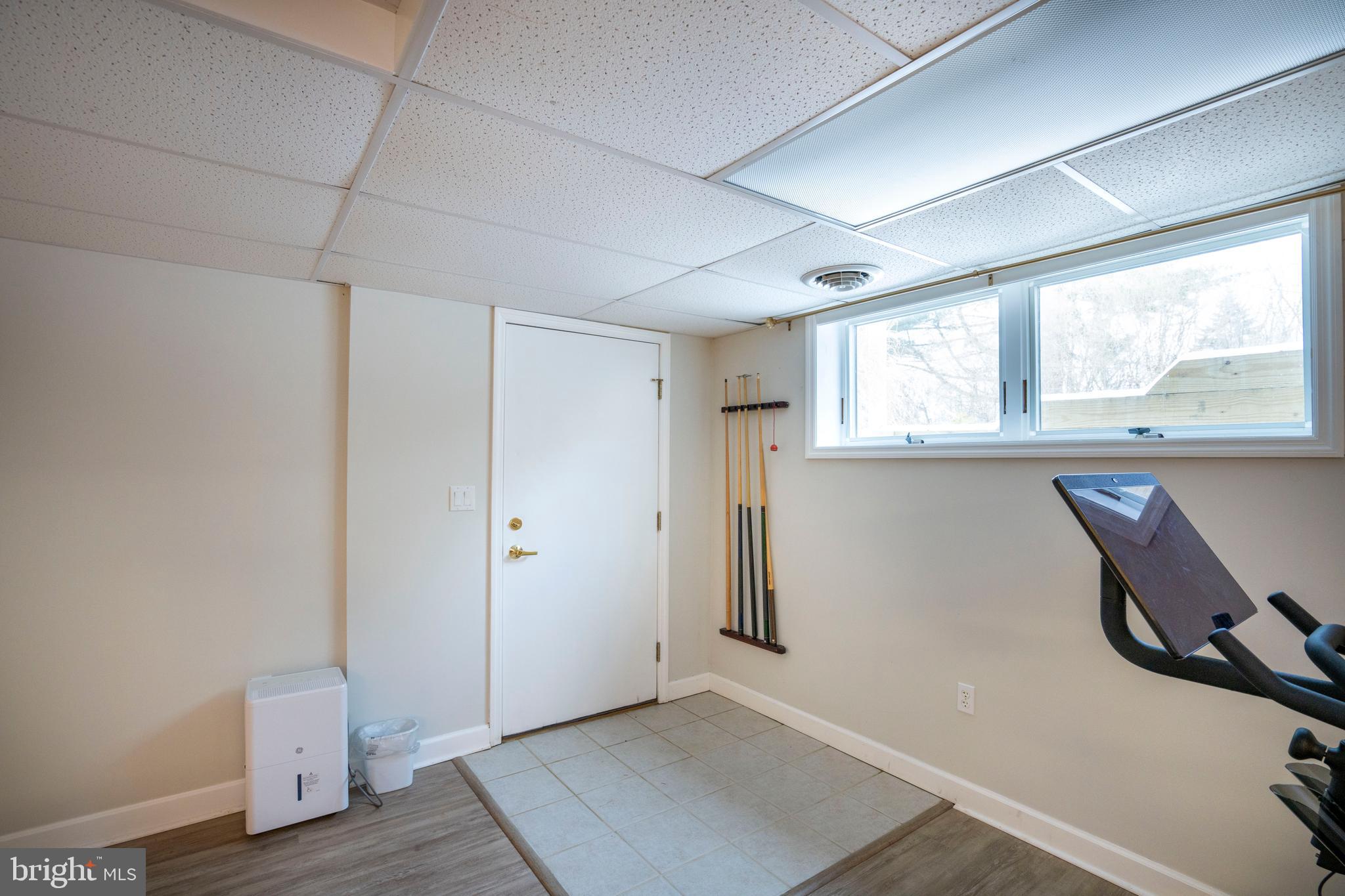 OAK POINTE - Residential