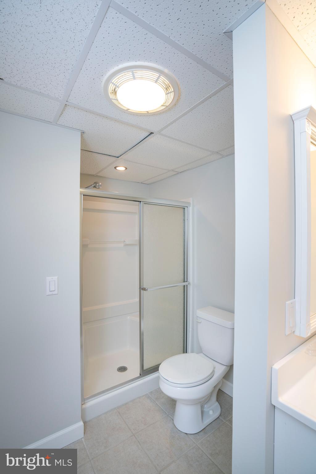 OAK POINTE - Residential