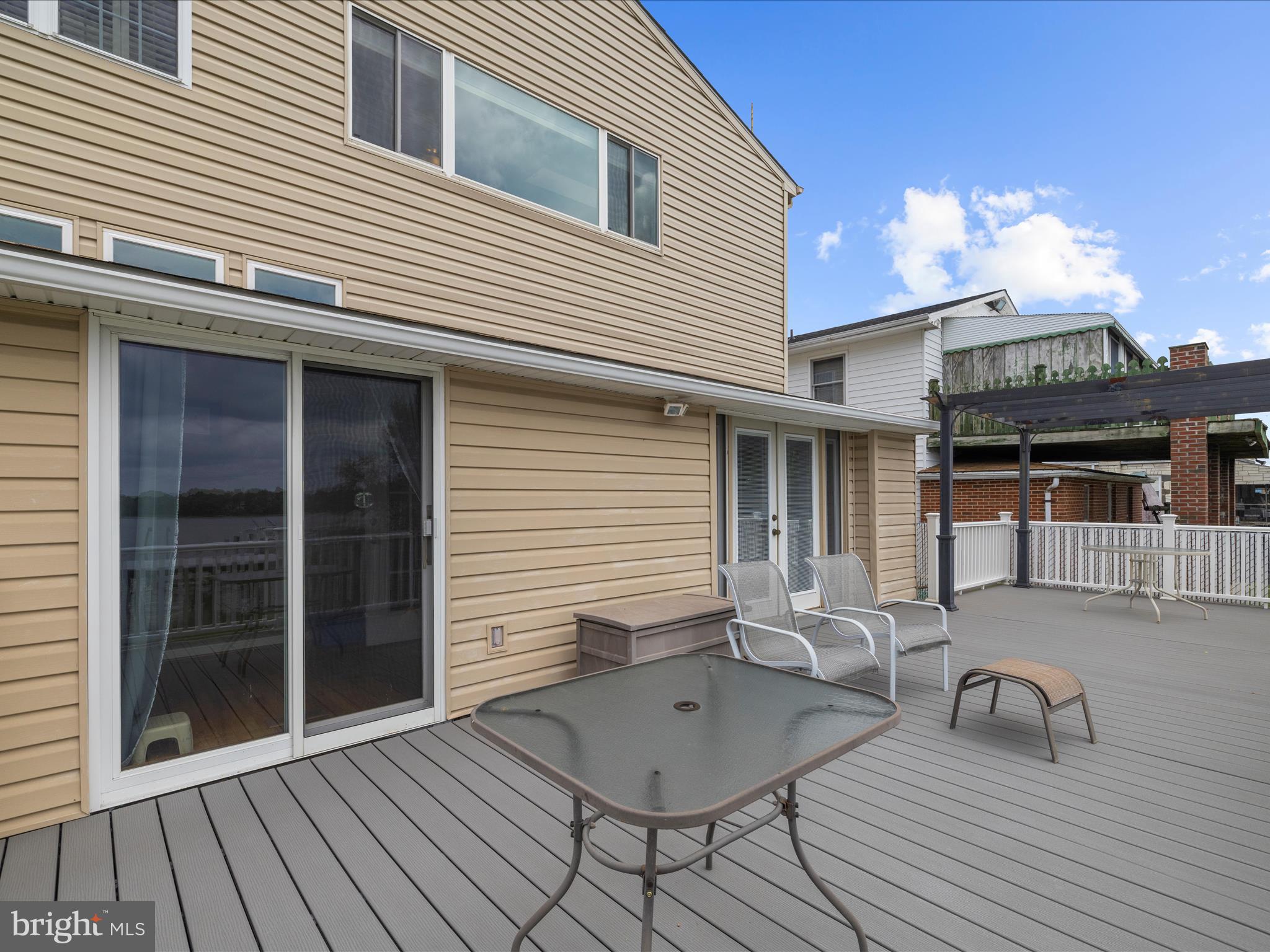 GREENLAND BEACH - Residential