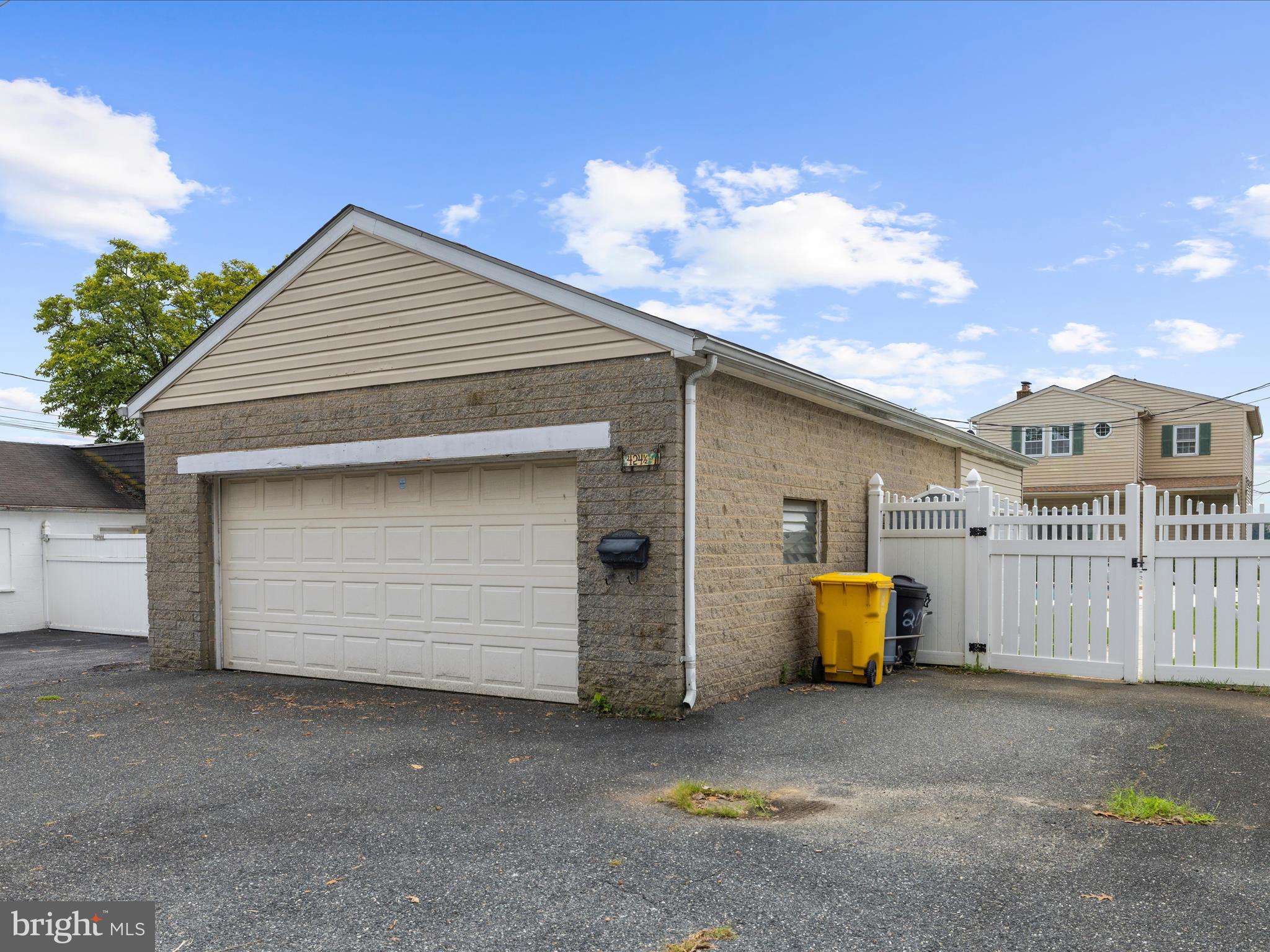 GREENLAND BEACH - Residential