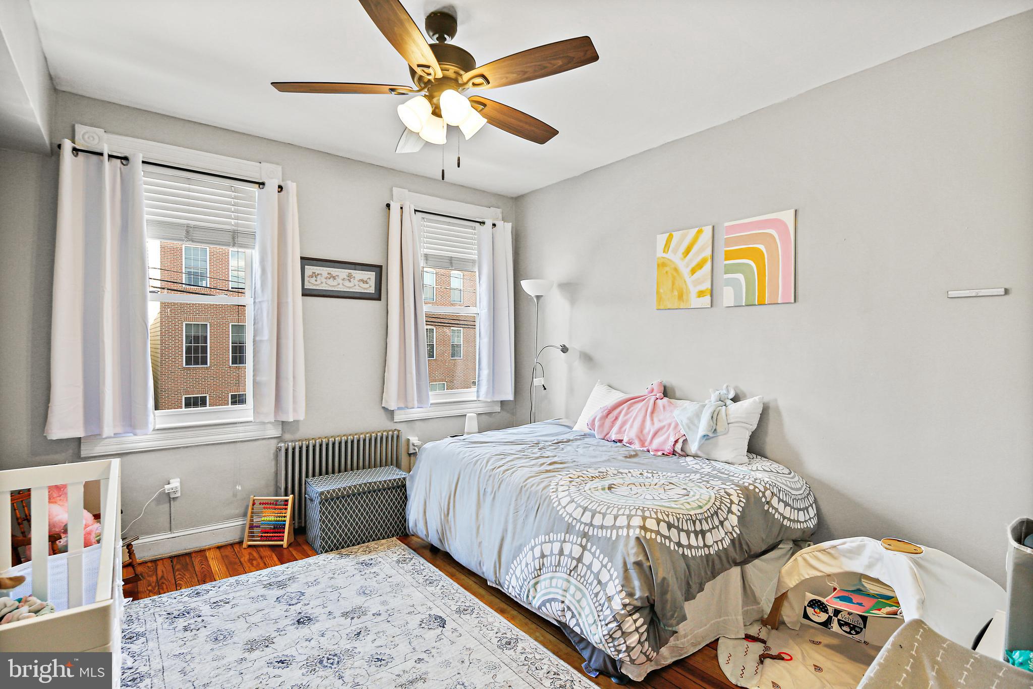 LOCUST POINT - Residential