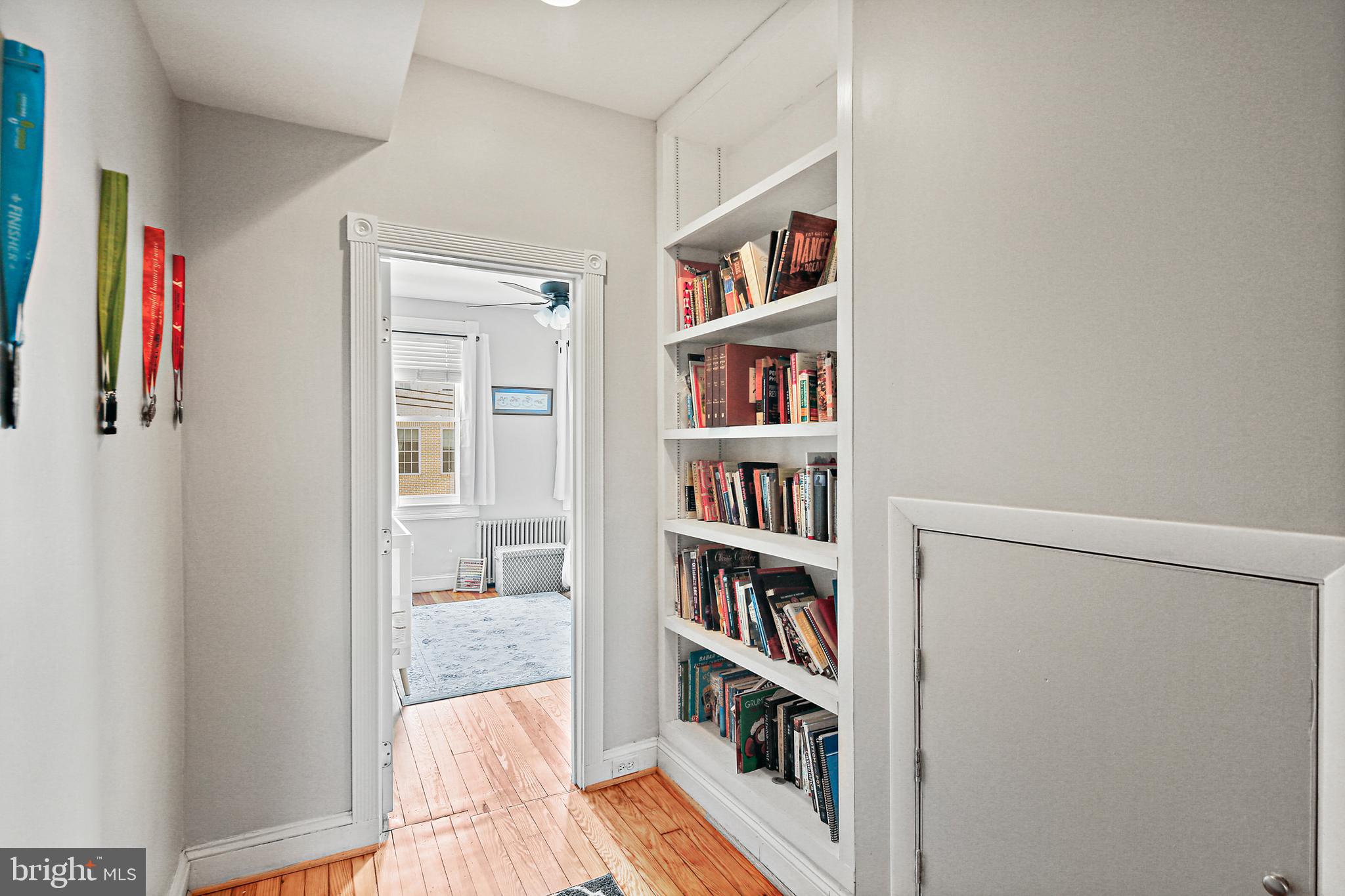 LOCUST POINT - Residential