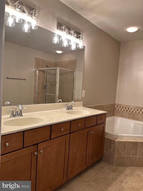 RESIDENCES AT LANSDOWNE - Residential Lease