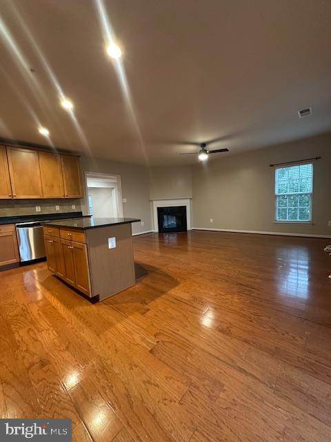 RESIDENCES AT LANSDOWNE - Residential Lease