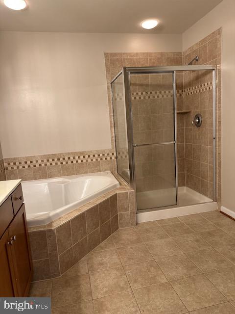 RESIDENCES AT LANSDOWNE - Residential Lease