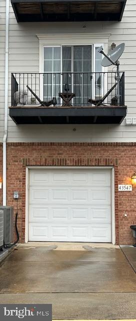 RESIDENCES AT LANSDOWNE - Residential Lease