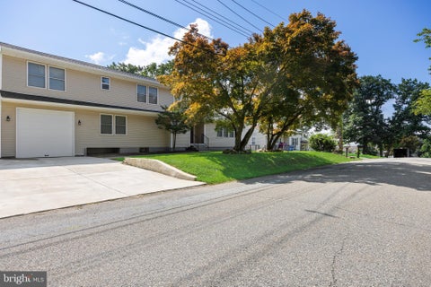 Homes For Sale - 55 Shawnee Ave Ave<br/> ROCKAWAY, NJ 07866