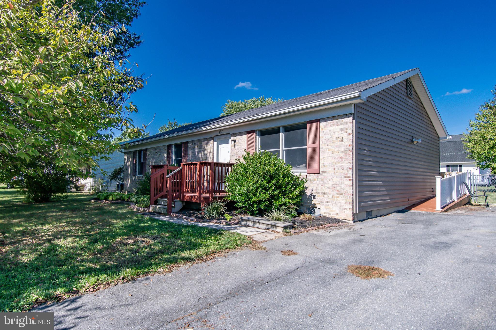 THE VILLAGE AT LAKESIDE - Residential