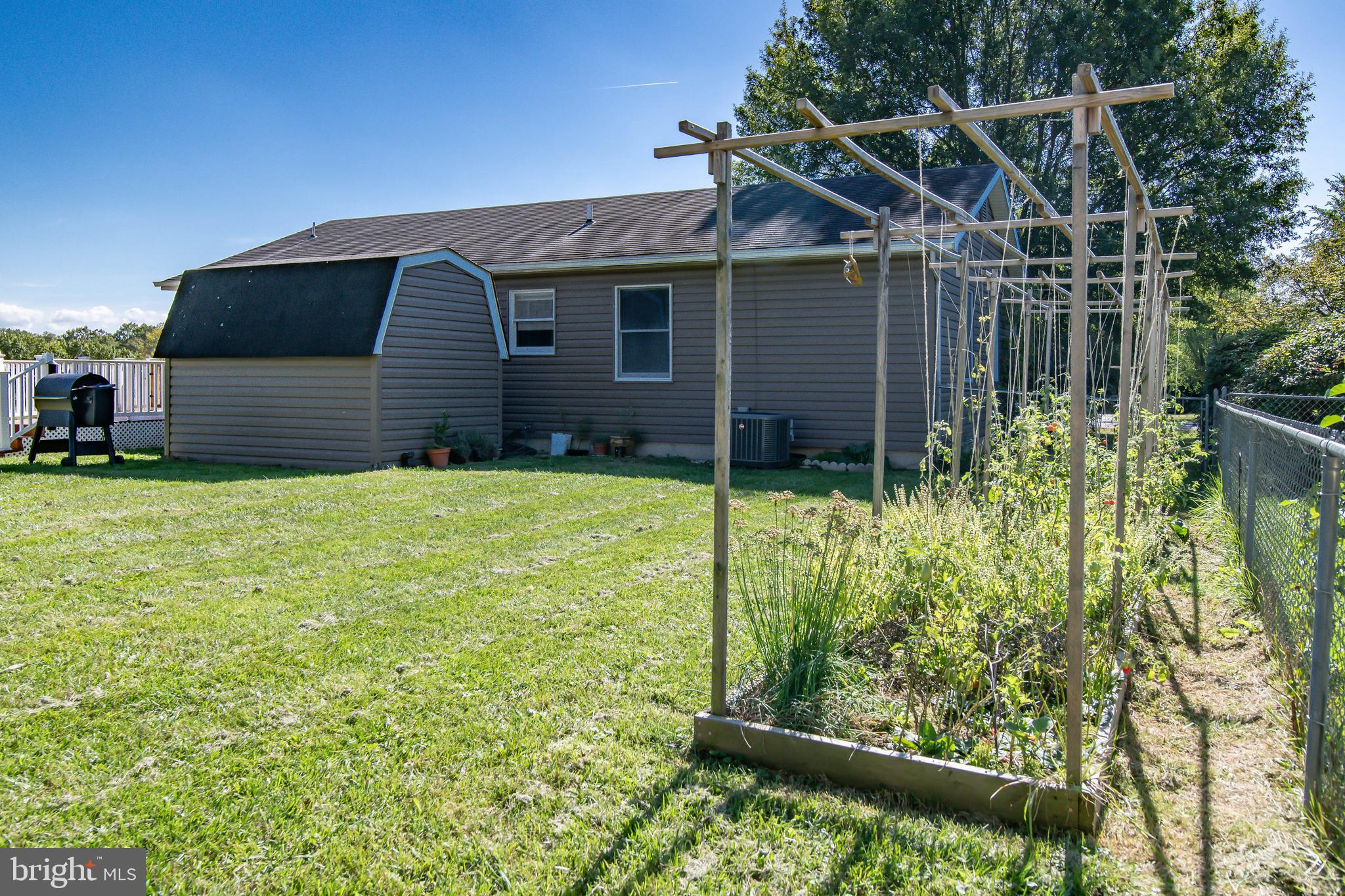 THE VILLAGE AT LAKESIDE - Residential