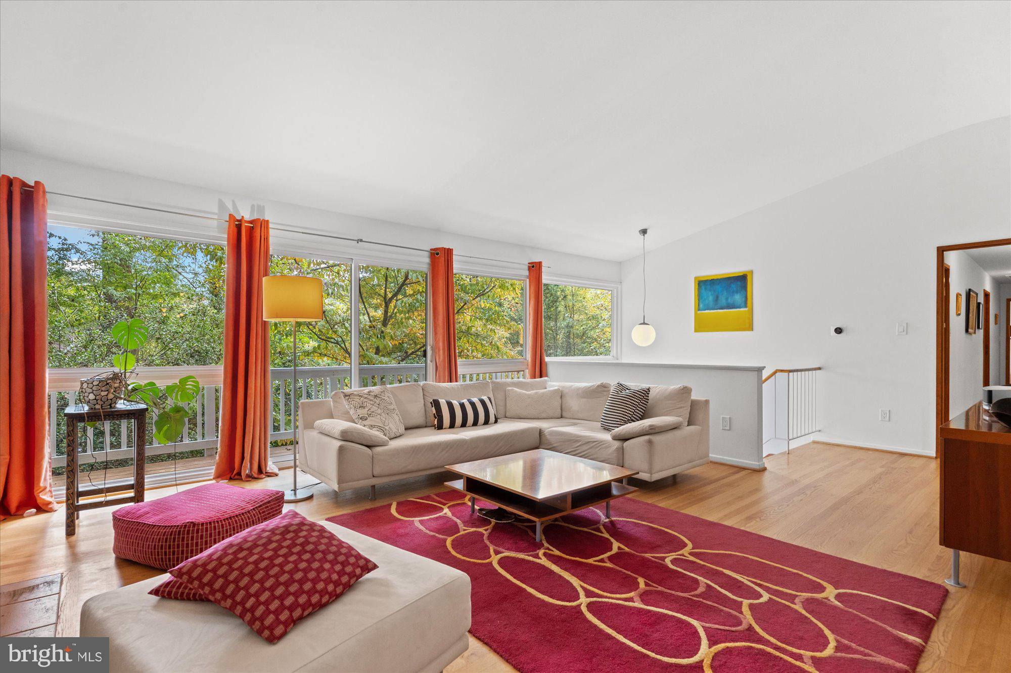 CARDEROCK SPRINGS - Residential