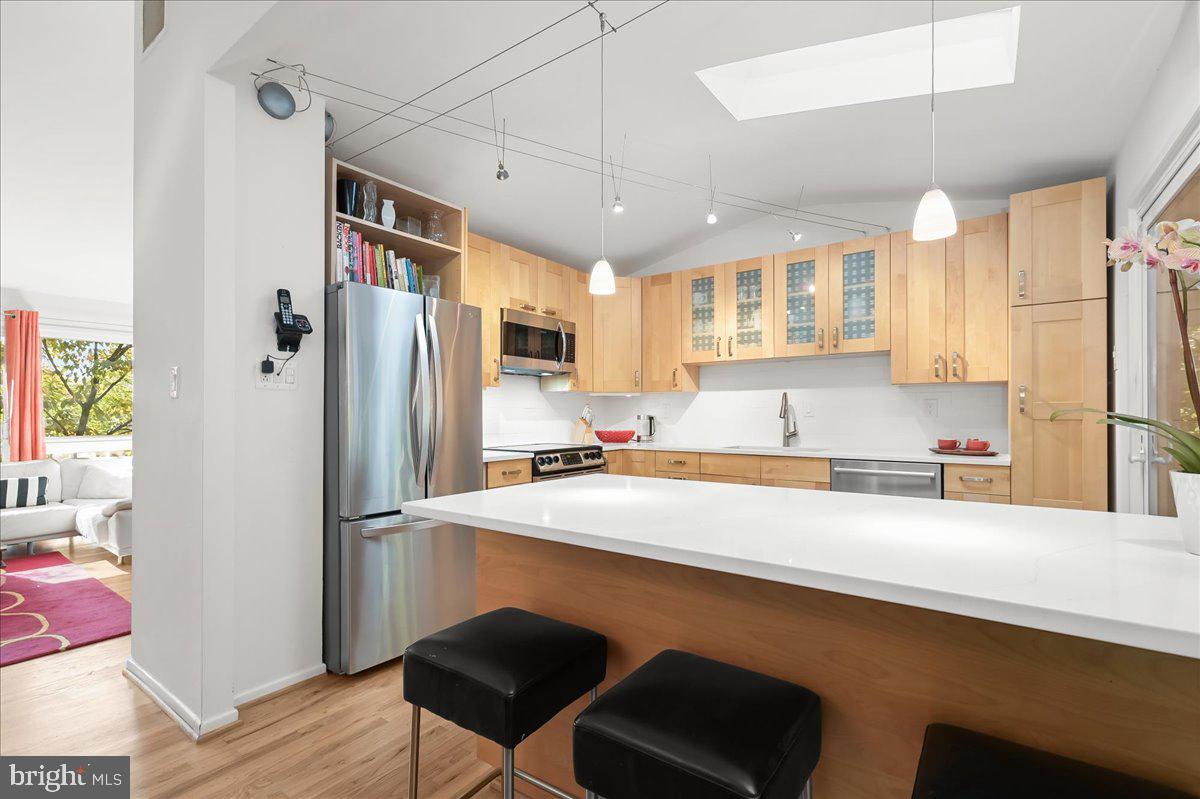 CARDEROCK SPRINGS - Residential