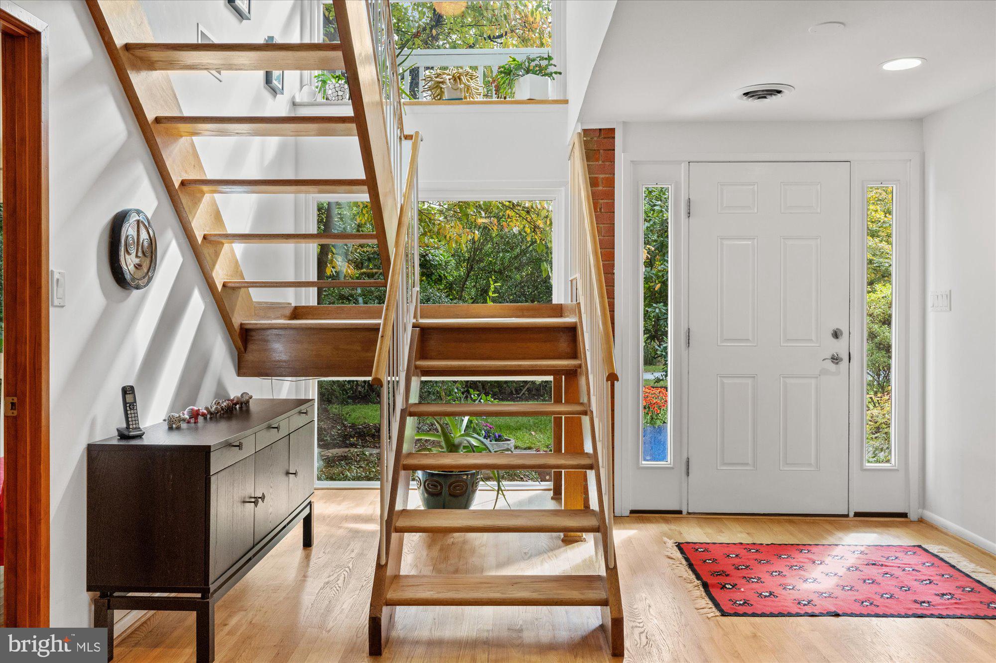 CARDEROCK SPRINGS - Residential