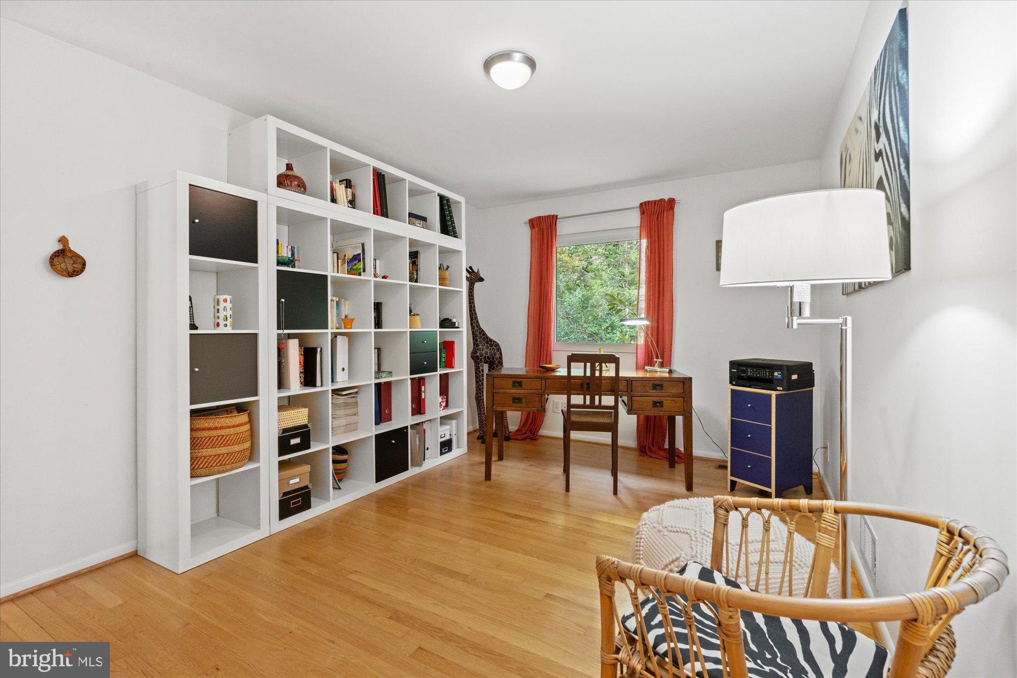 CARDEROCK SPRINGS - Residential