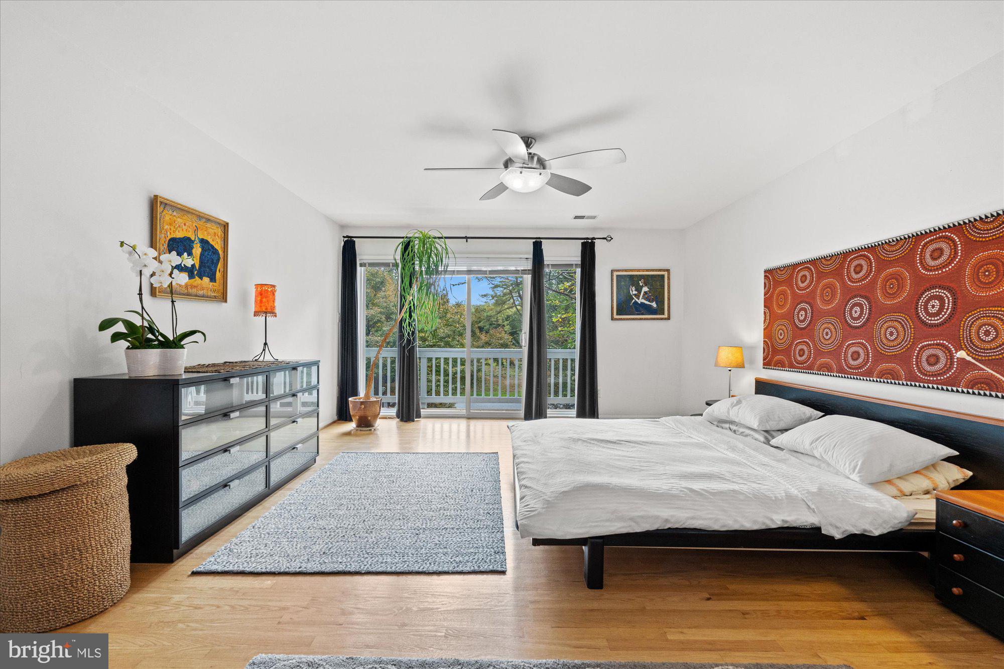 CARDEROCK SPRINGS - Residential