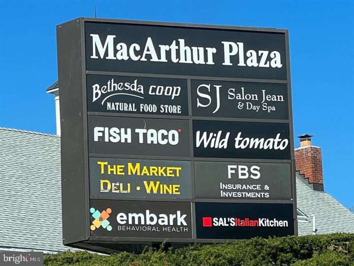 CARDEROCK SPRINGS - Residential