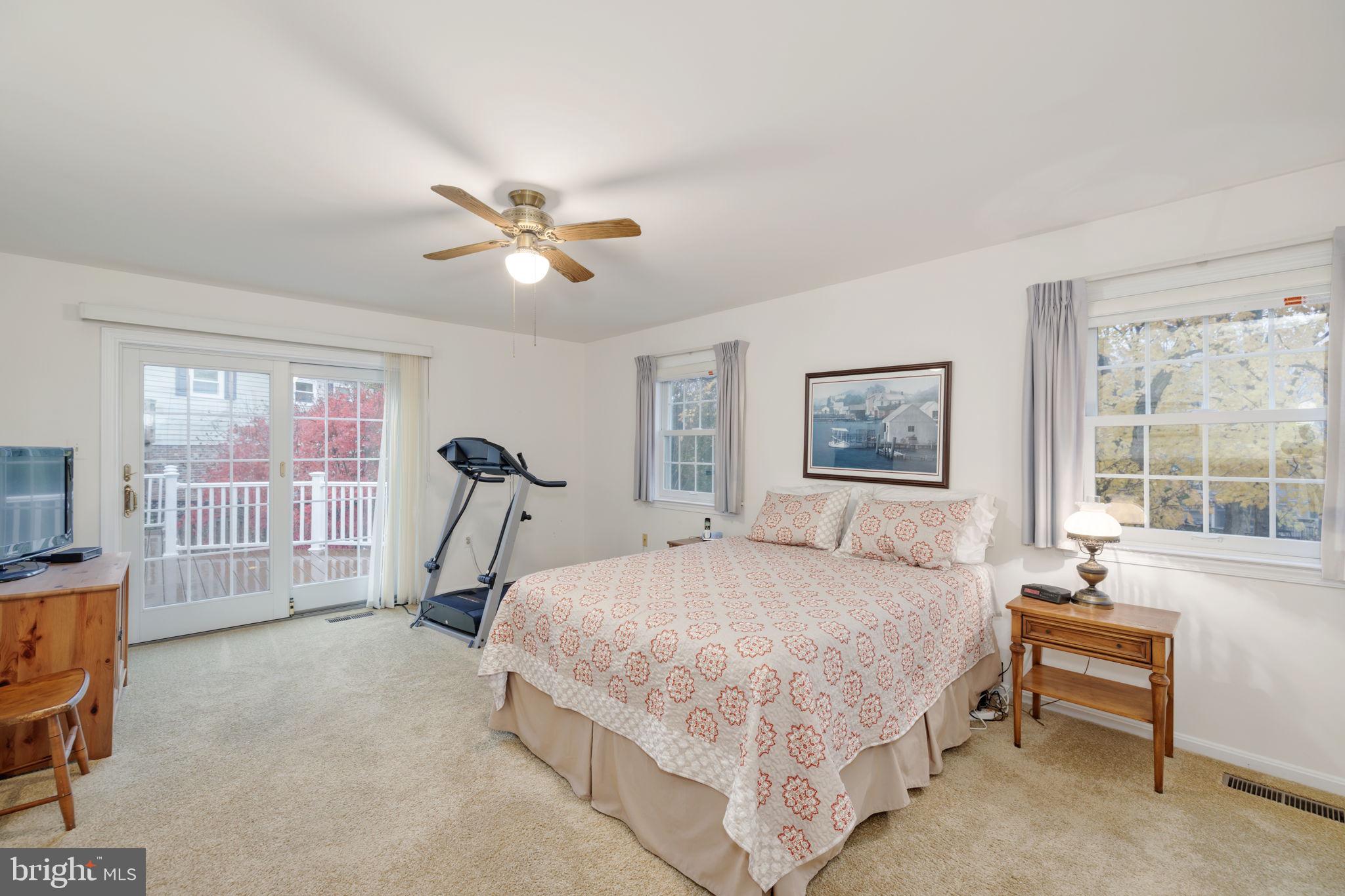 STONEYBROOKE - Residential