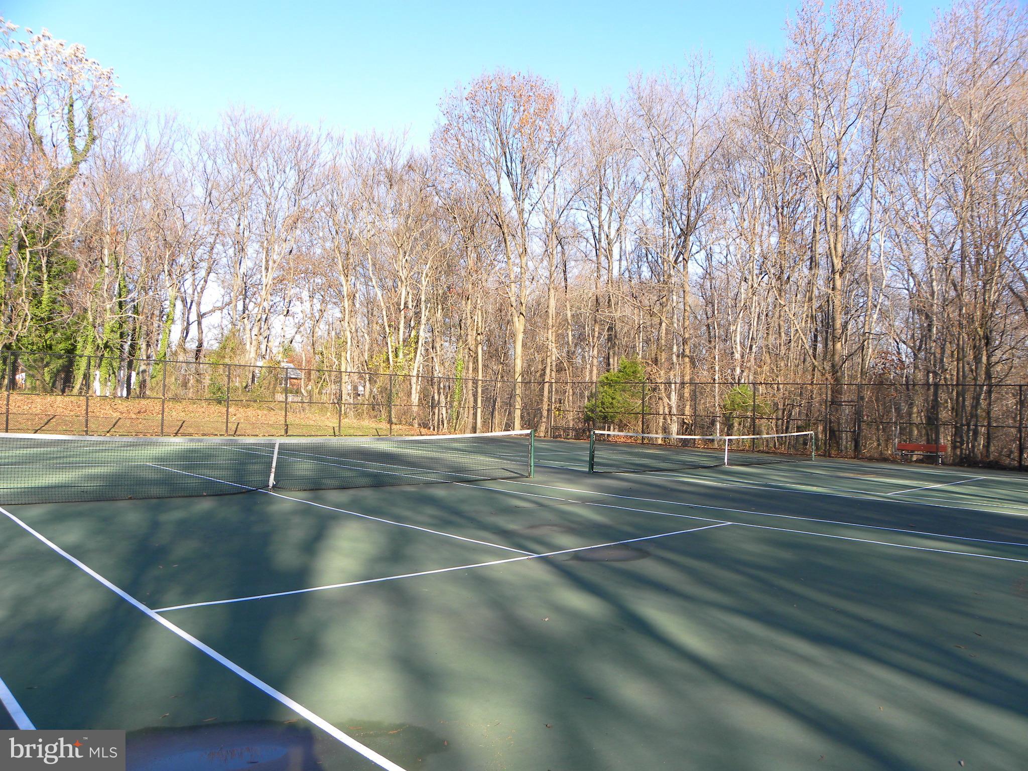 STONEYBROOKE - Residential