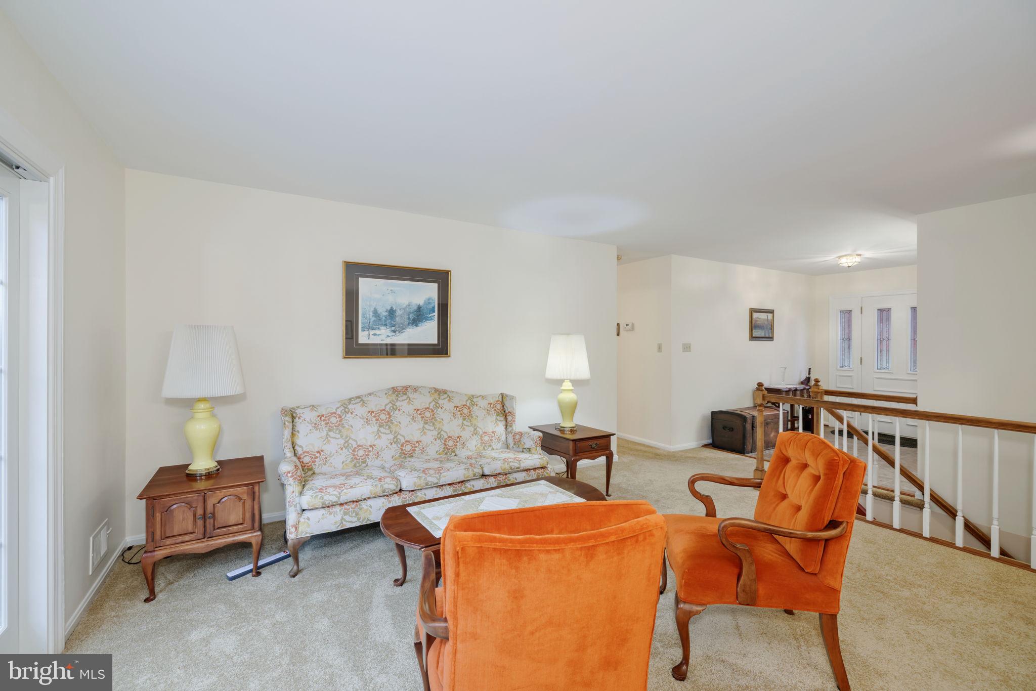 STONEYBROOKE - Residential