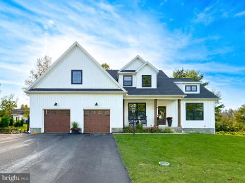 MLS: PAYK2112748