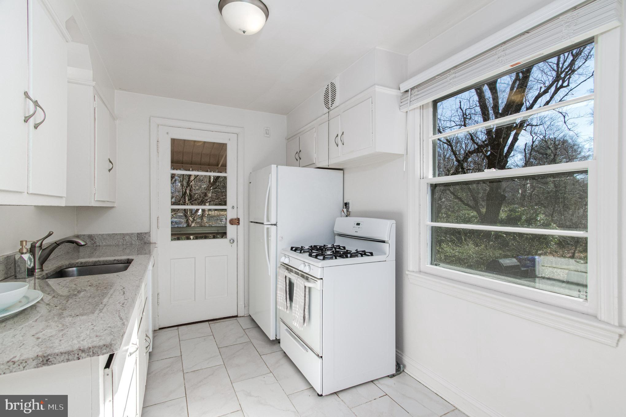 WESTGATE - Residential Lease