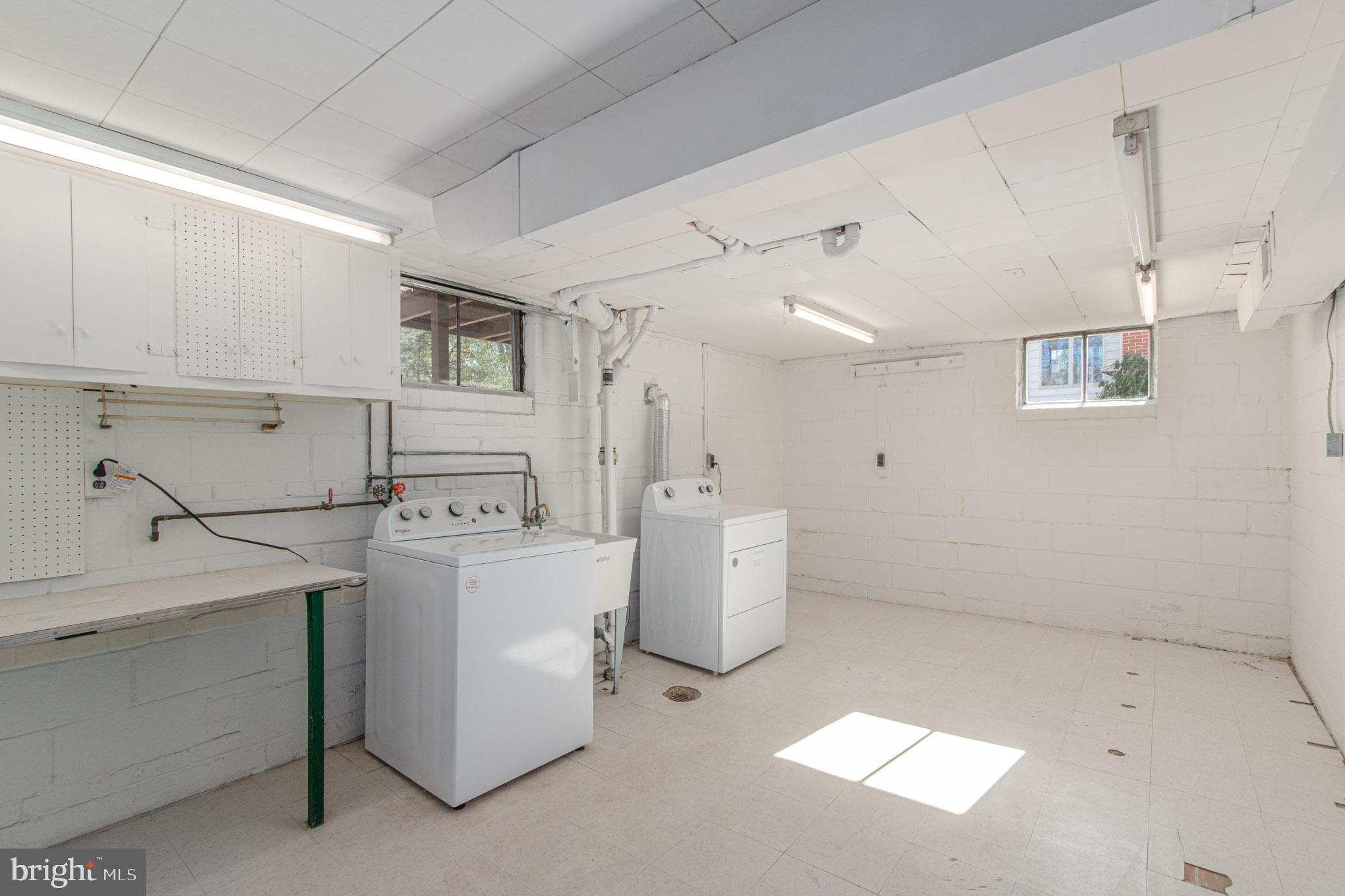 WESTGATE - Residential Lease