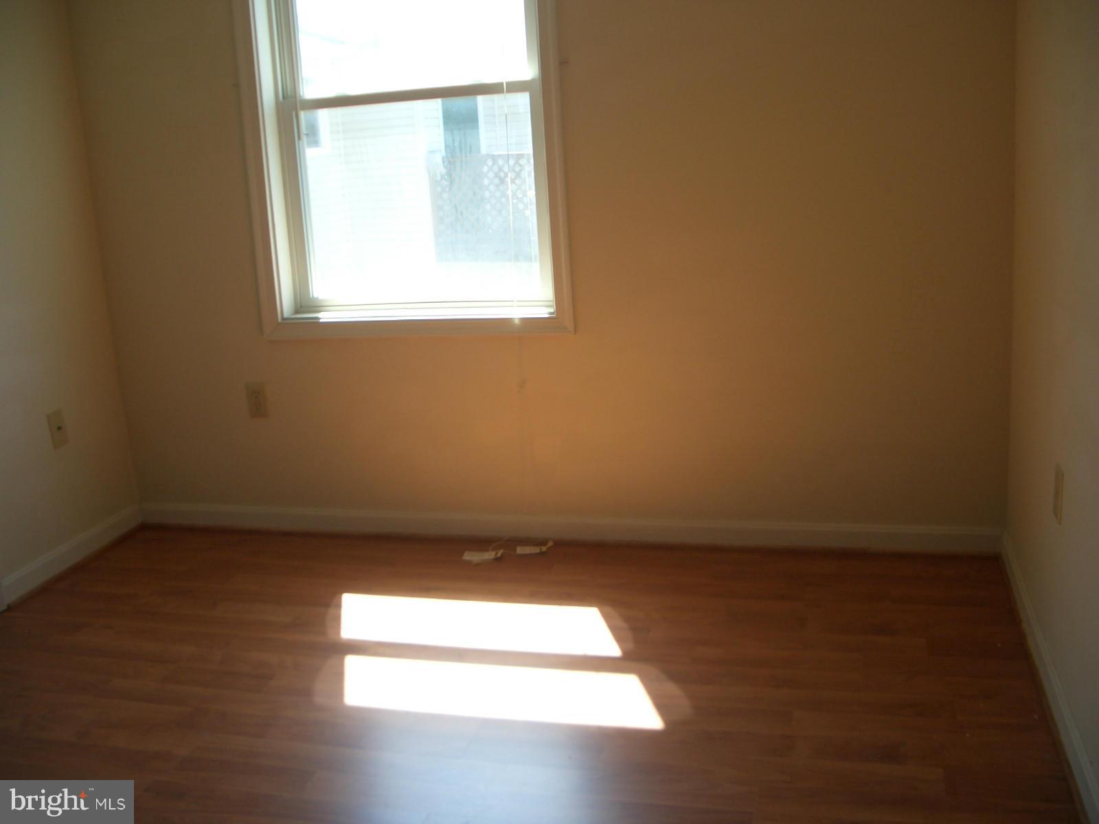 SIGNAL KNOB STATION - Residential Lease