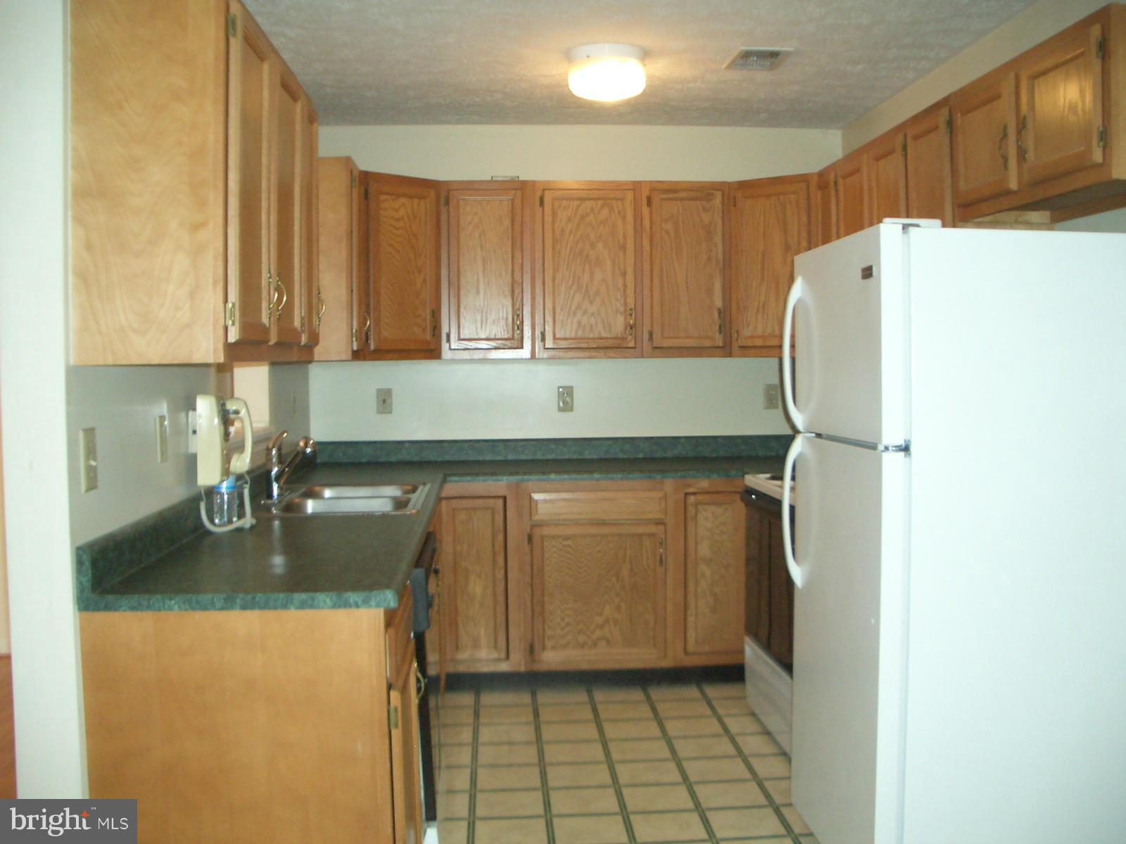 SIGNAL KNOB STATION - Residential Lease