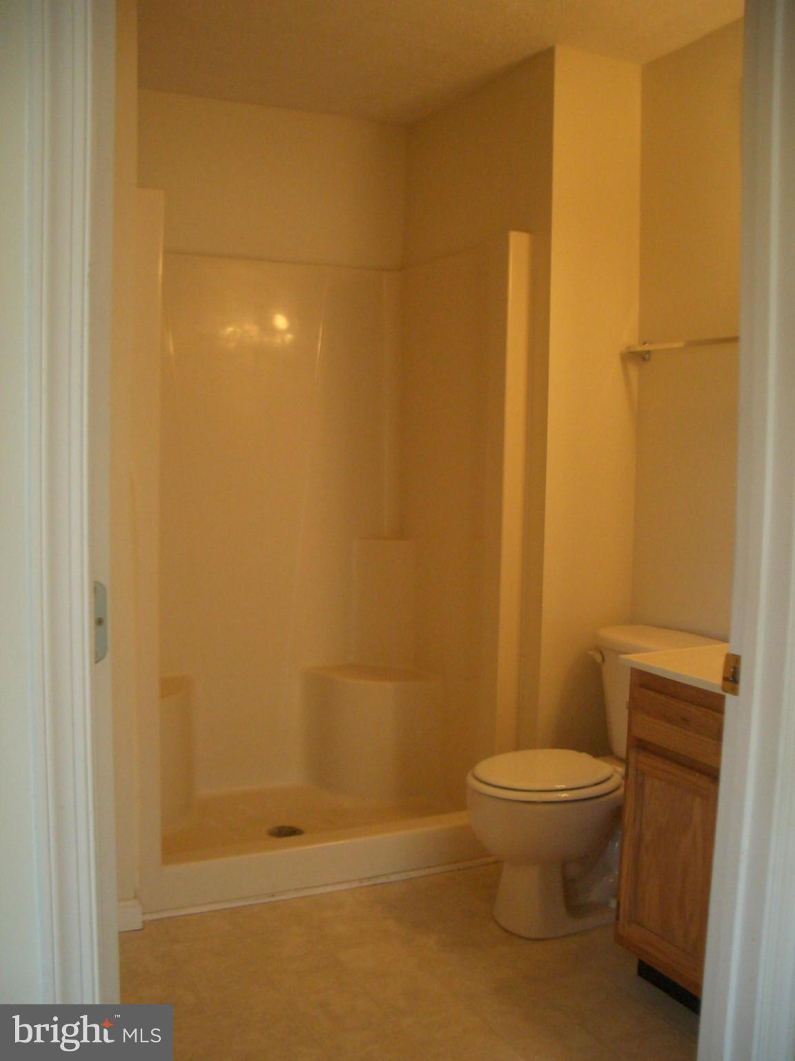 SIGNAL KNOB STATION - Residential Lease