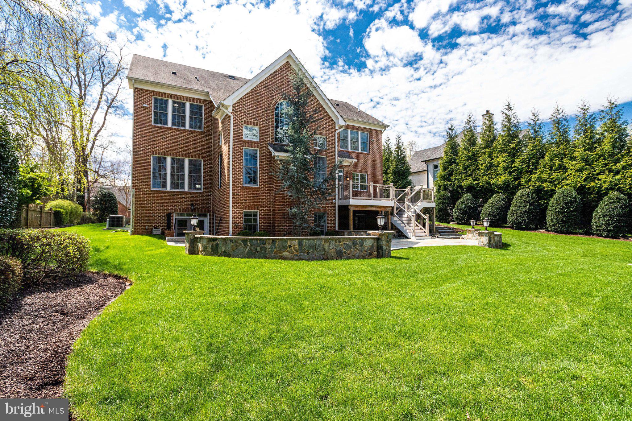 OLD DOMINION GARDENS - Residential