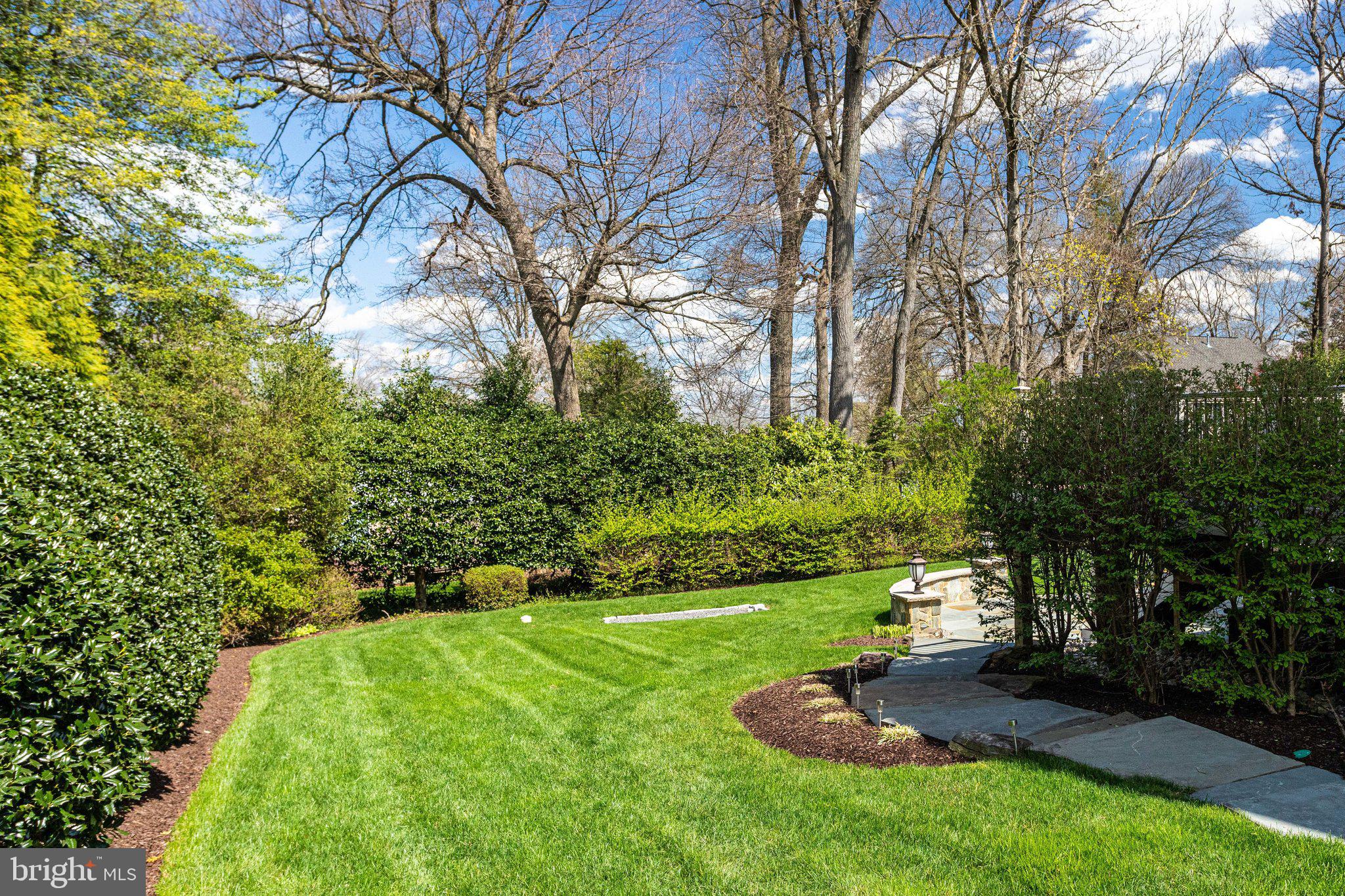 OLD DOMINION GARDENS - Residential