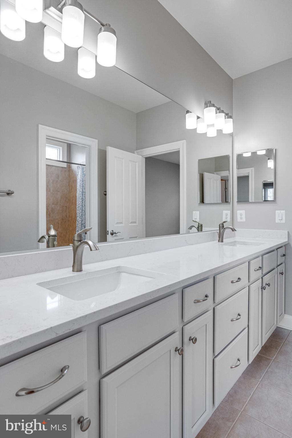 OLD DOMINION GARDENS - Residential