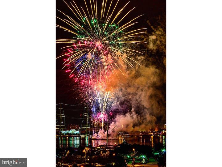 SOCIETY HILL - Residential