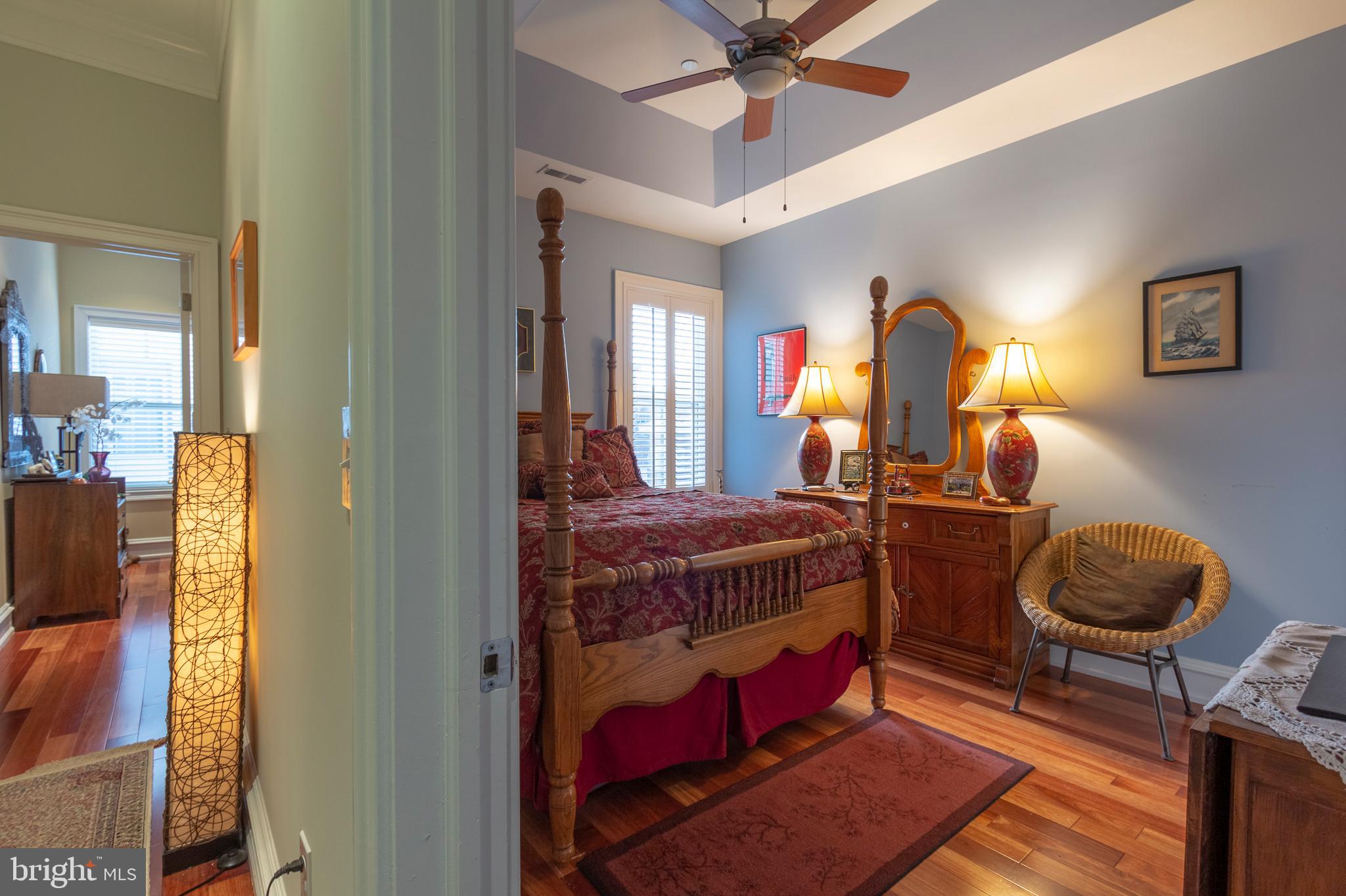 SOCIETY HILL - Residential