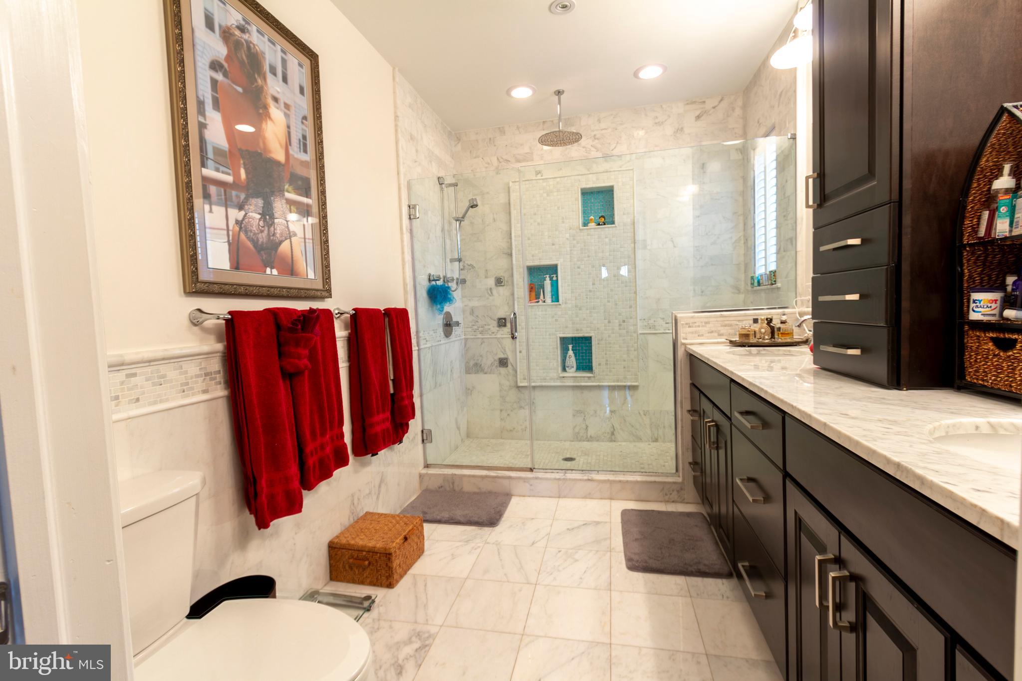 SOCIETY HILL - Residential