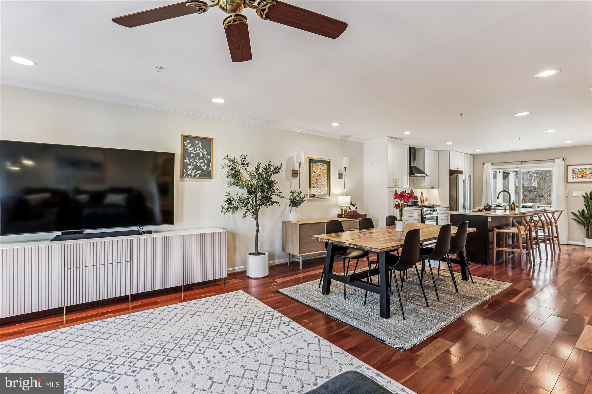 KENTLANDS - Residential