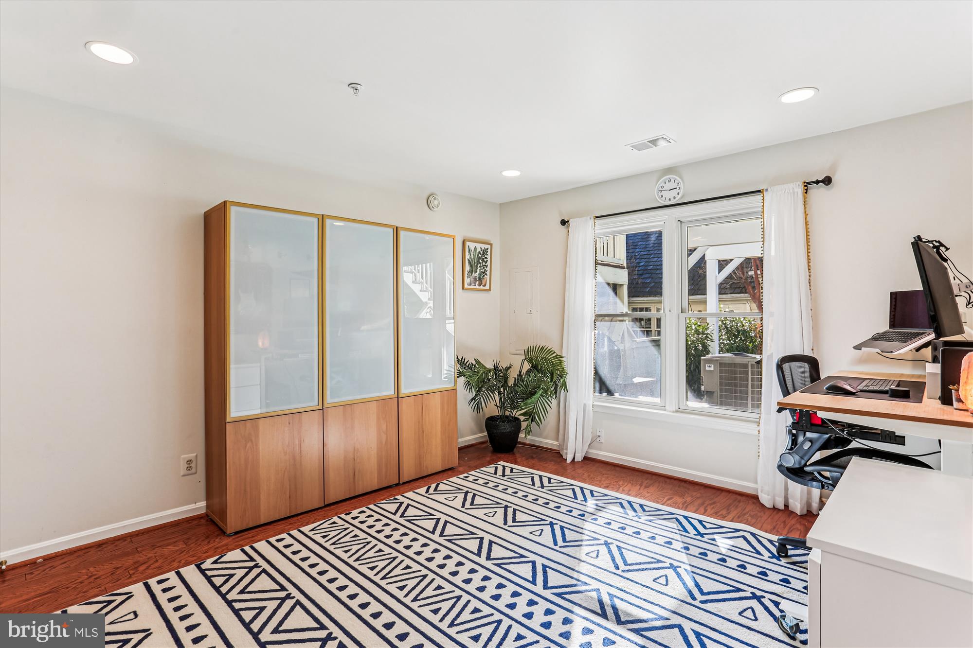 KENTLANDS - Residential