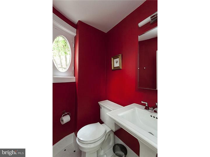 WASHINGTON SQ WEST - Residential