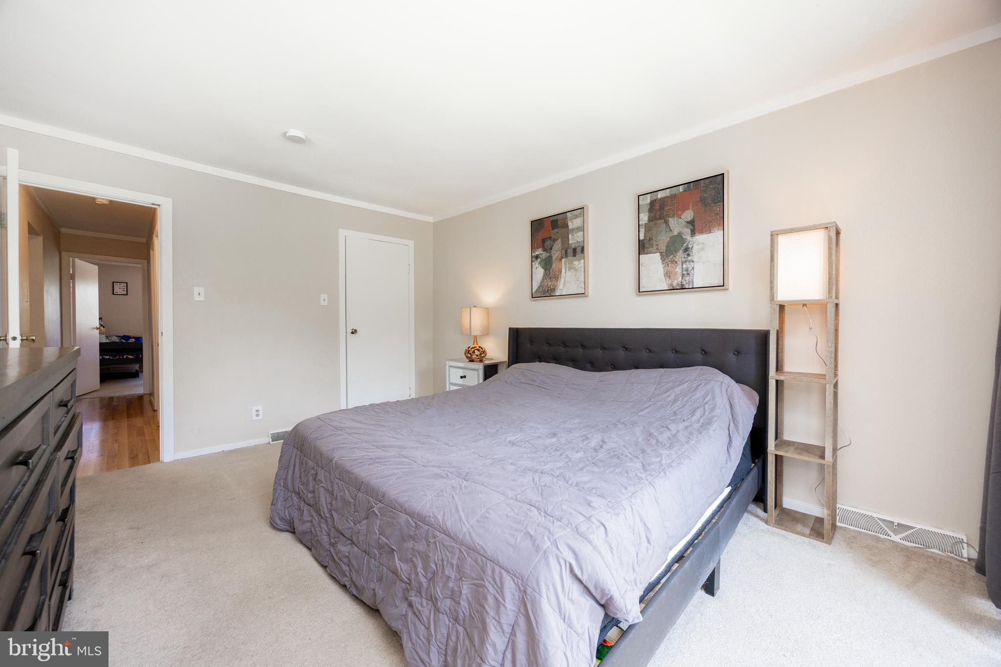 SUMMIT HOUSE - Residential