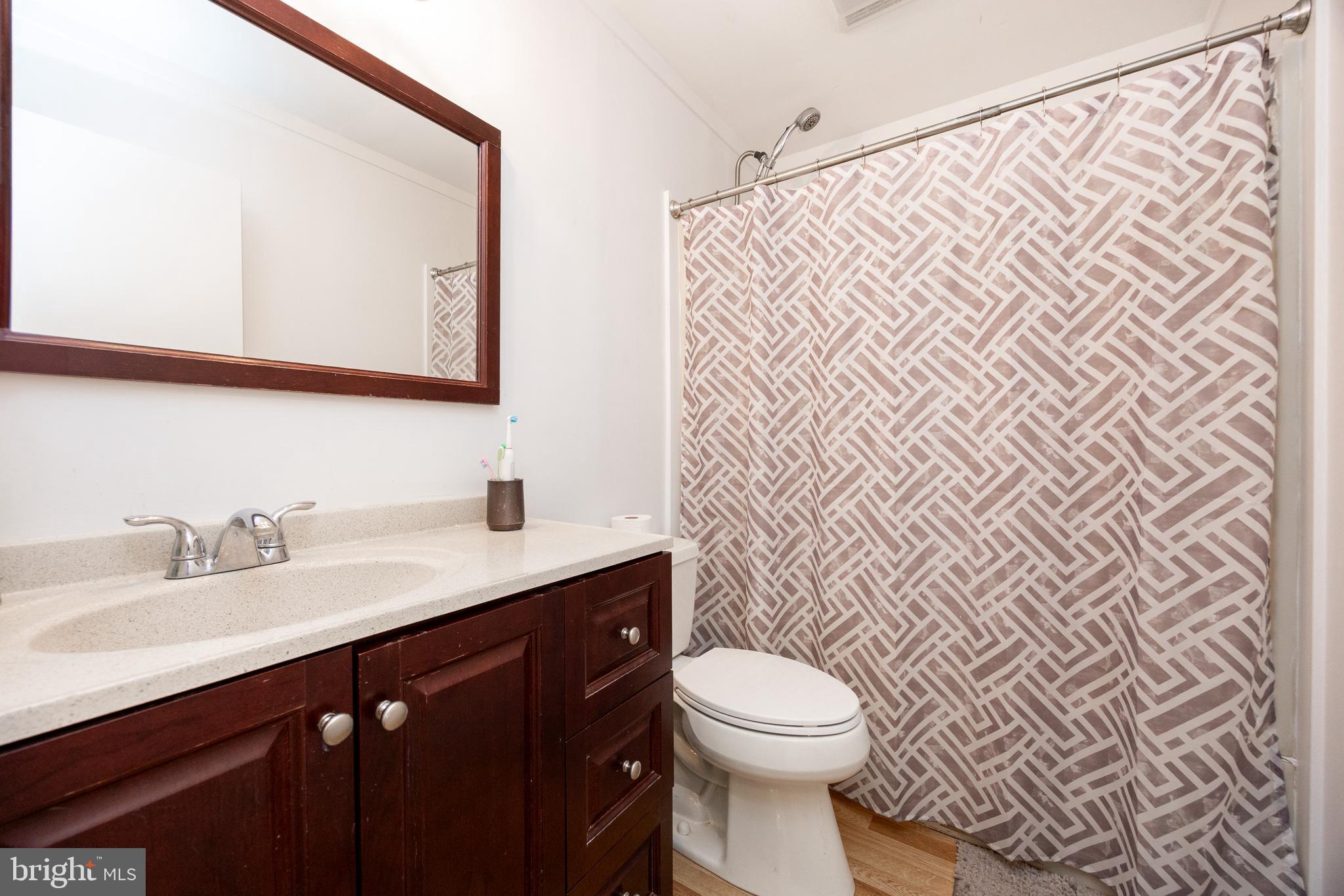 SUMMIT HOUSE - Residential