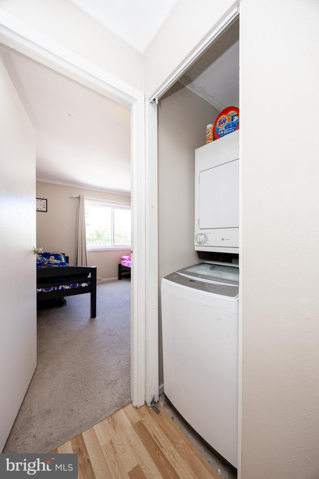 SUMMIT HOUSE - Residential