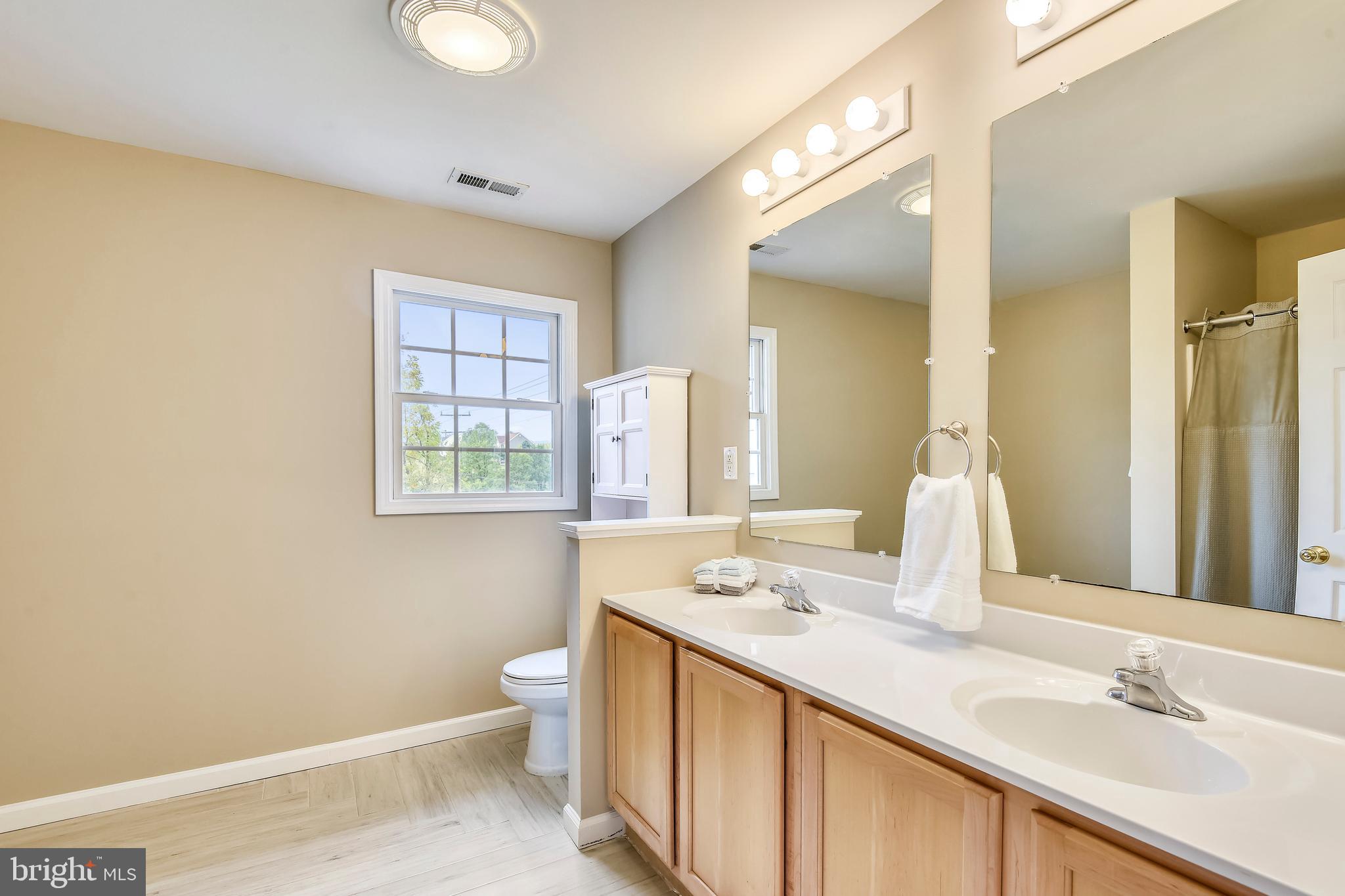 PINE GROVE - Residential